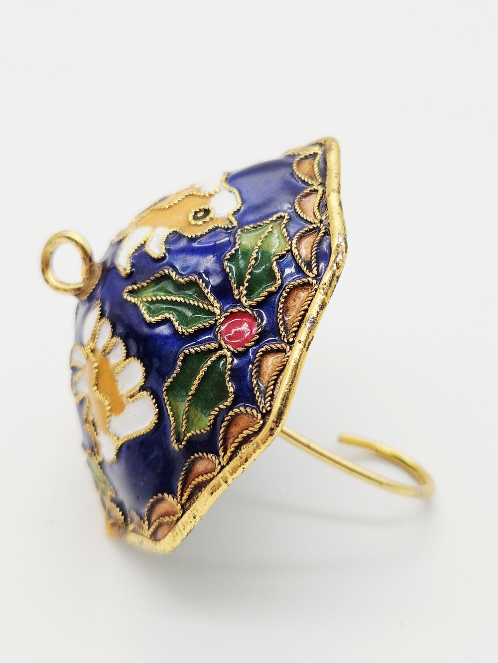 VINTAGE | enamel cloisonné christmas holiday ornament - mistletoe